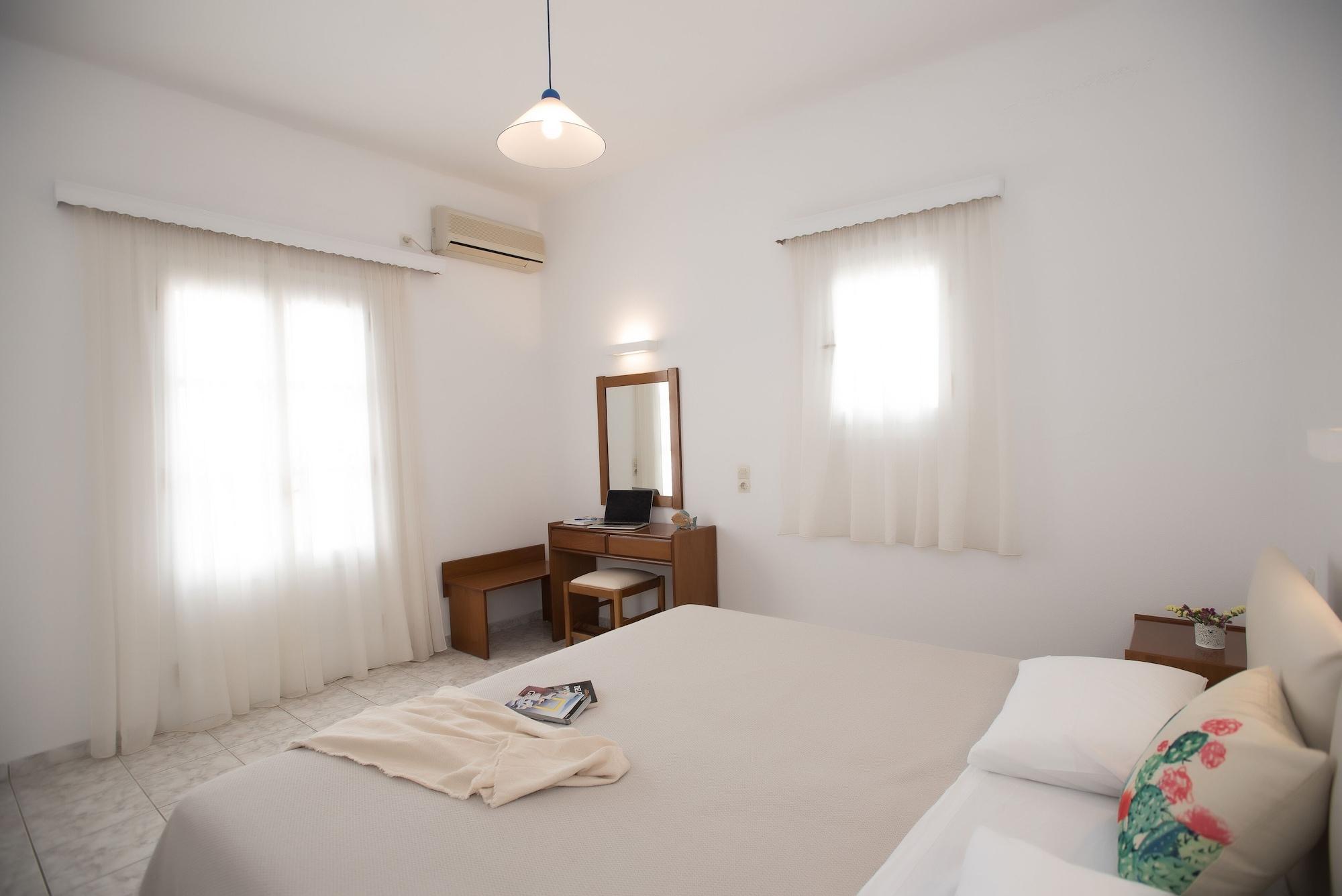 Hotel Charissi Mykonos Town Екстериор снимка