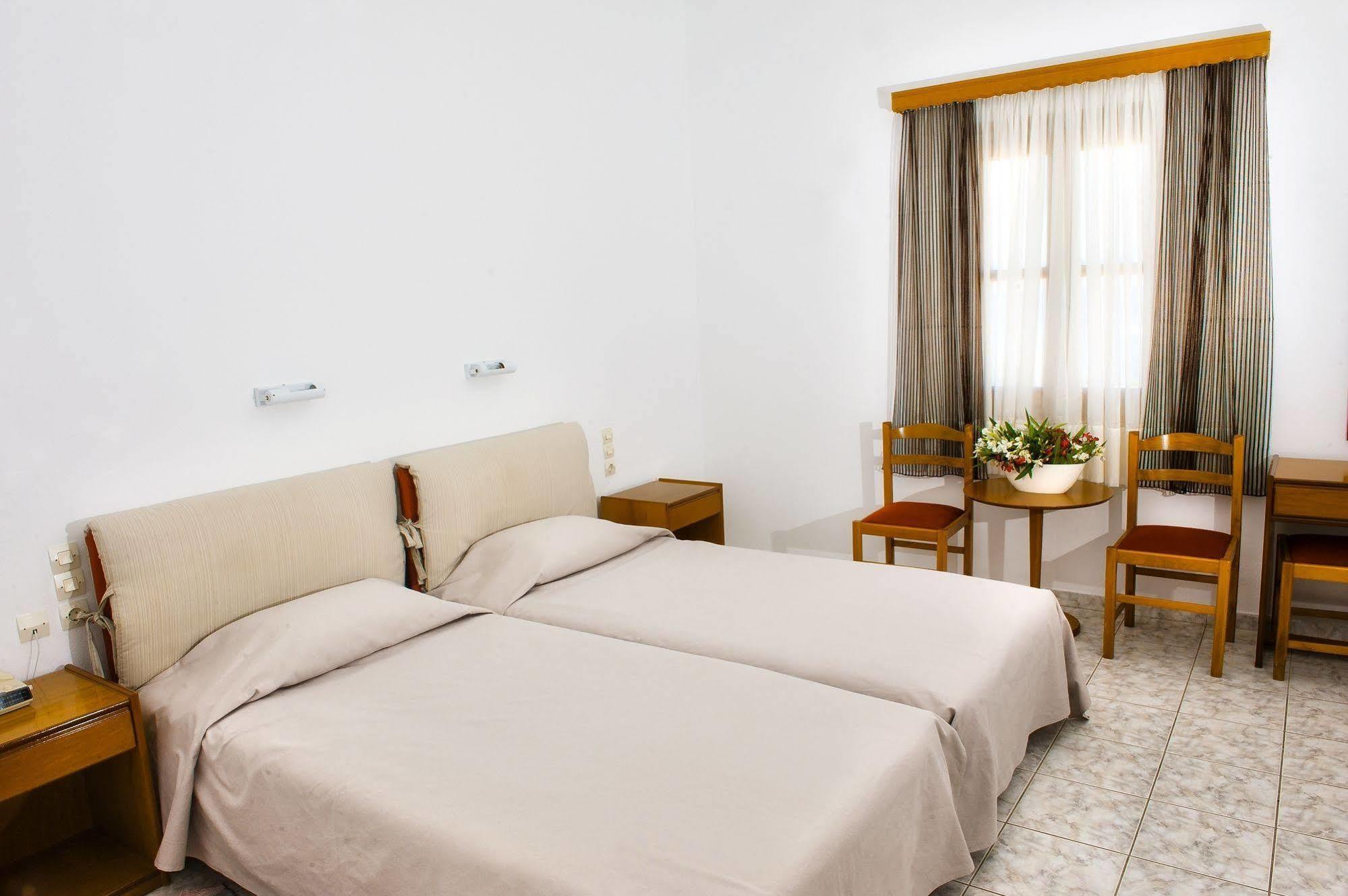 Hotel Charissi Mykonos Town Екстериор снимка