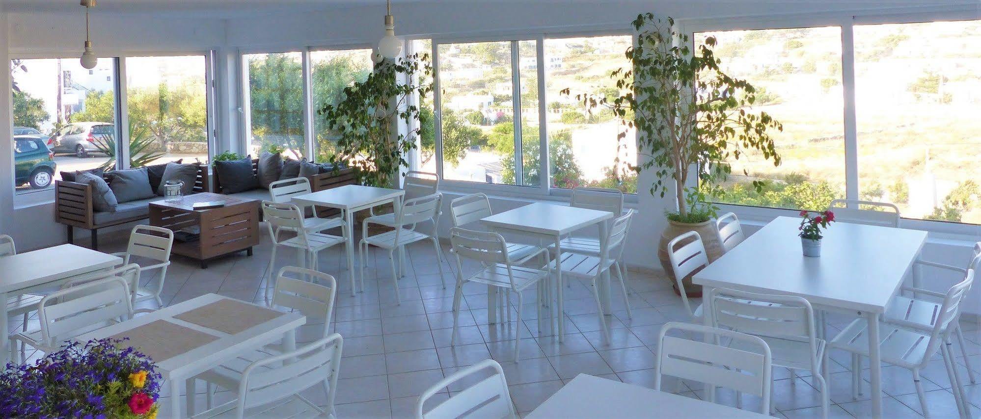 Hotel Charissi Mykonos Town Екстериор снимка